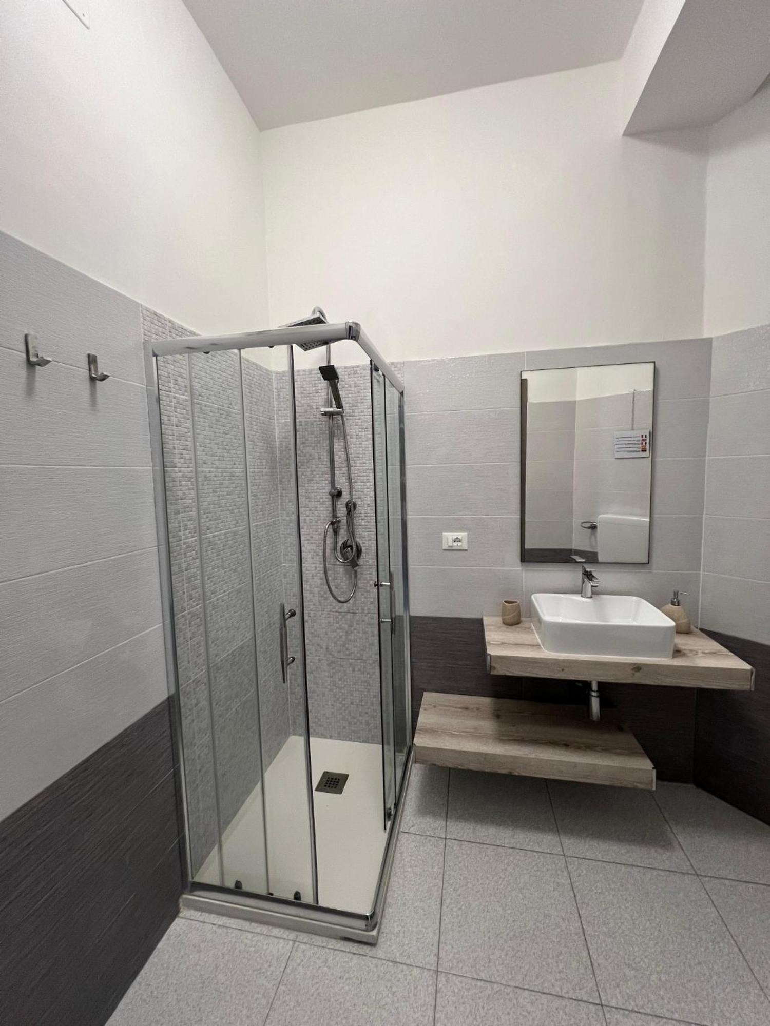 Settetrequattro Rooms Syracuse Luaran gambar